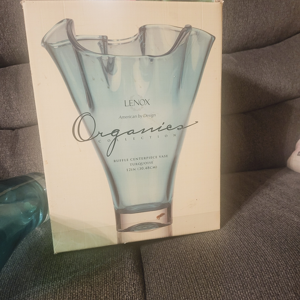 Lenox Organics Collection Turquoise Vase ** VINTAGE*** BOX NOT INCLUDED. - Picture 4 of 4